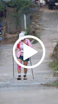 BIB:  <button type="button" onclick="openModal(27621543)" class="btn btn-primary btn-sm float-right" data-toggle="modal" data-target=".modal-high-quality">
                <i class="fa fa-download"></i> Download
                </button>